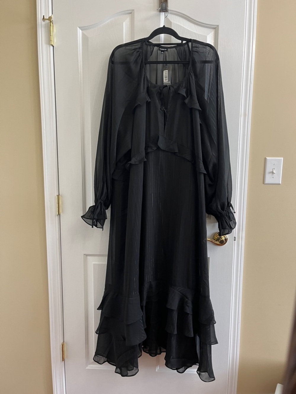 Torrid Black  Ruffled Long Sleeve Midi Dress